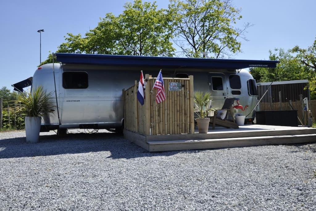 Airstream Retro Usa Caravan Earnewâld Extérieur photo